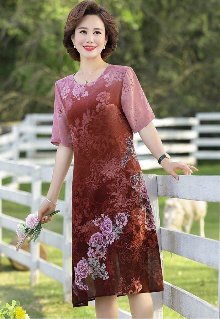 Đầm Suông Cổ Tròn In Hoa Nhỏ - HN926